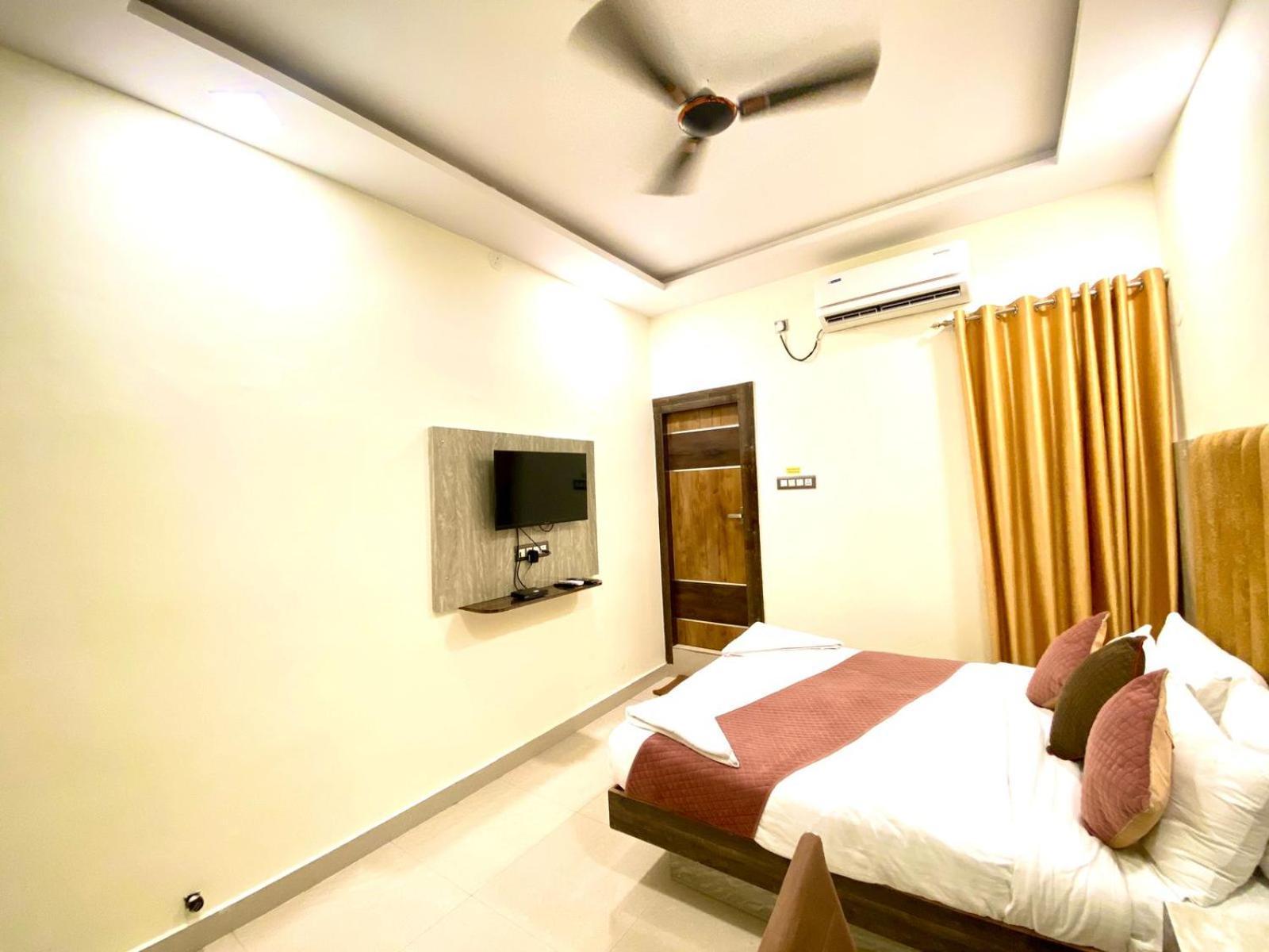 Hotel Sky International- Airport Zone Hyderabad Shamshabad Extérieur photo