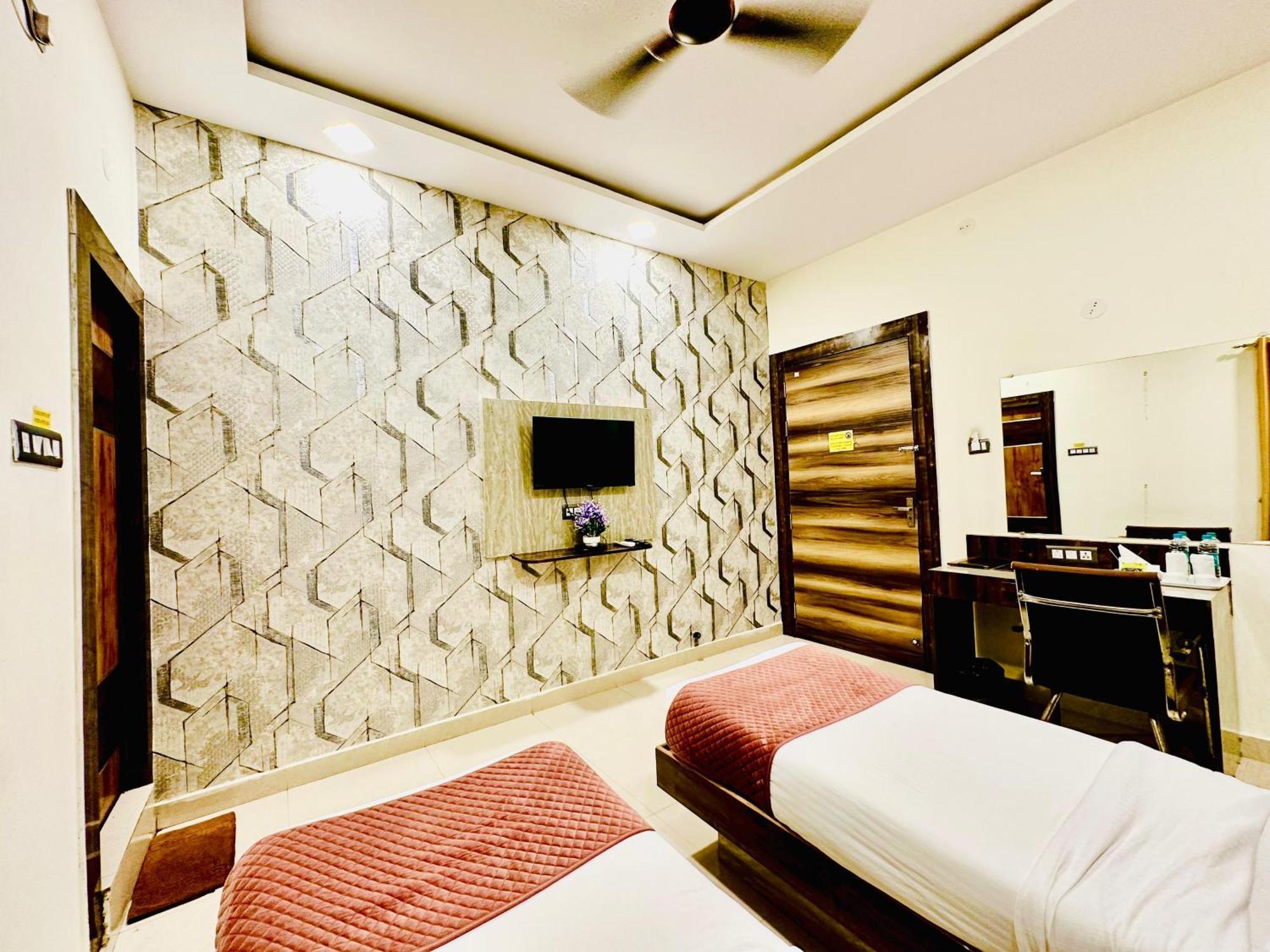 Hotel Sky International- Airport Zone Hyderabad Shamshabad Extérieur photo