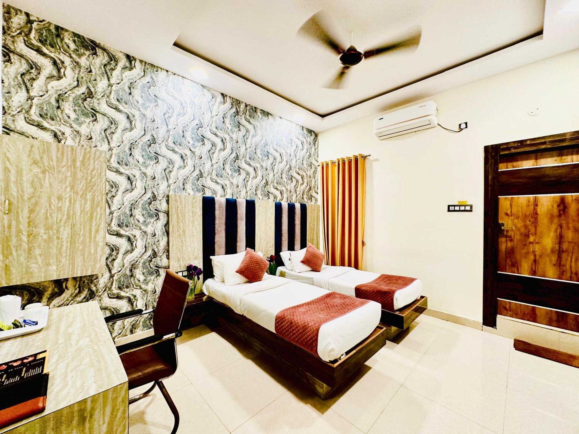 Hotel Sky International- Airport Zone Hyderabad Shamshabad Extérieur photo