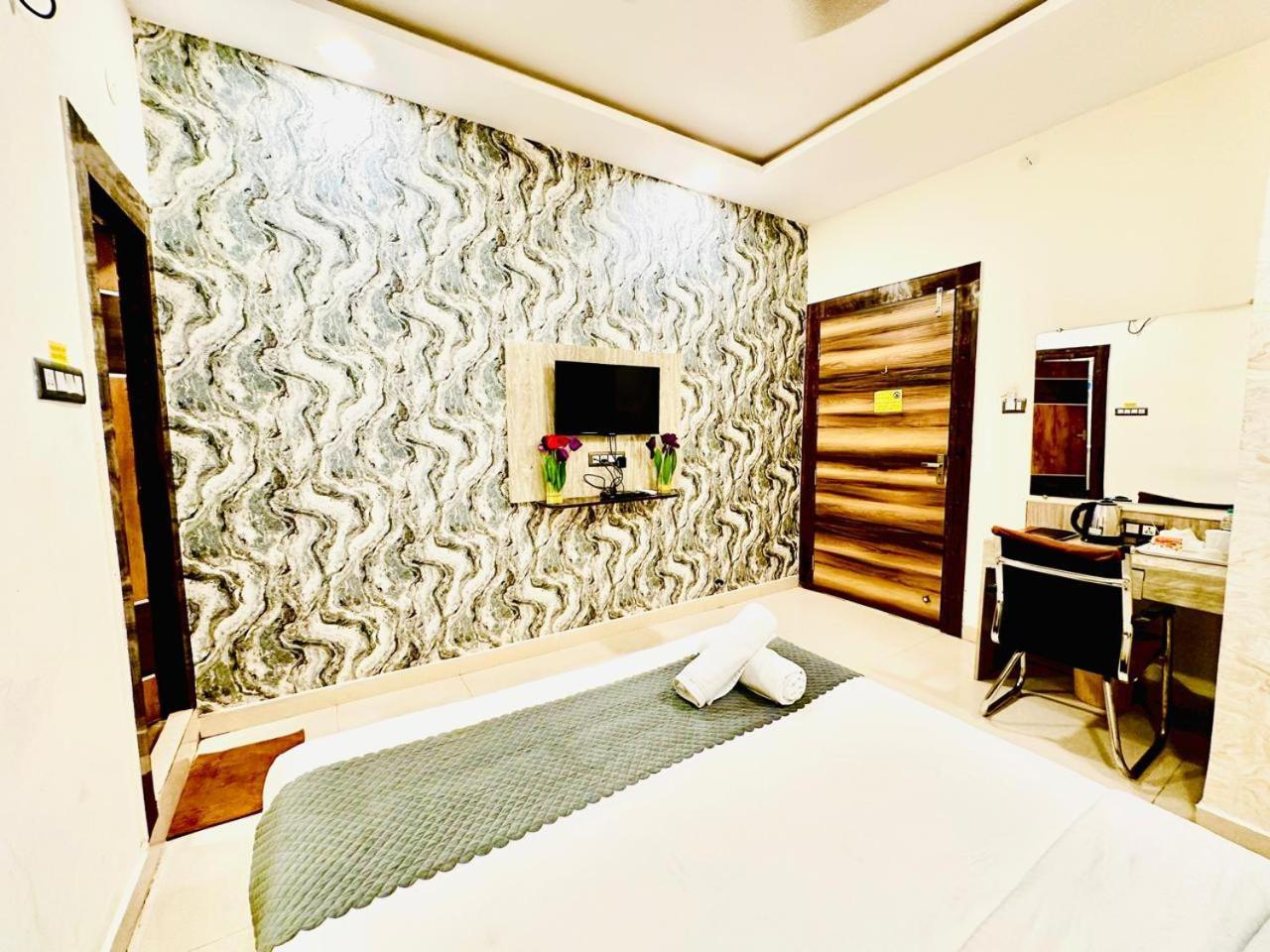 Hotel Sky International- Airport Zone Hyderabad Shamshabad Extérieur photo