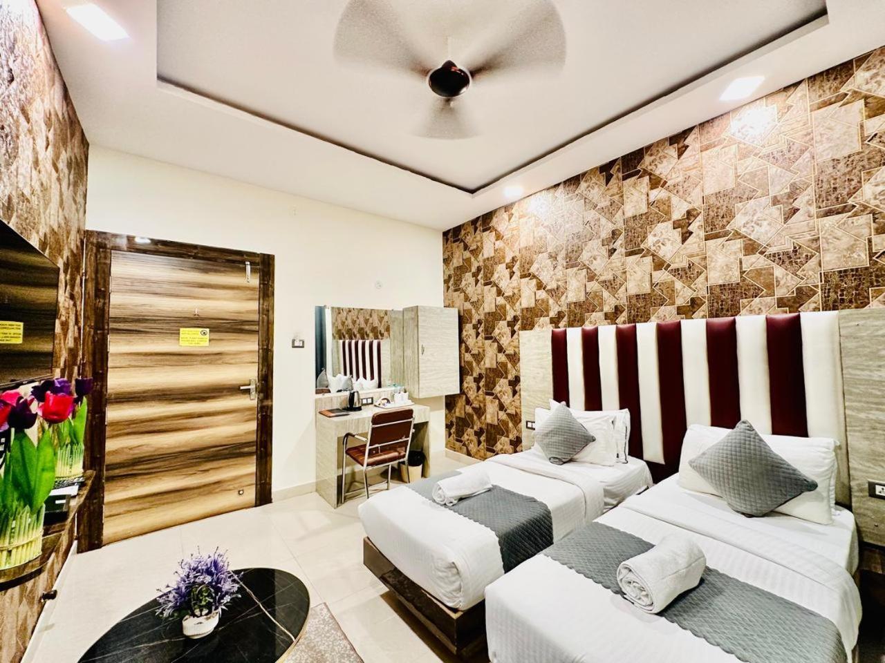 Hotel Sky International- Airport Zone Hyderabad Shamshabad Extérieur photo
