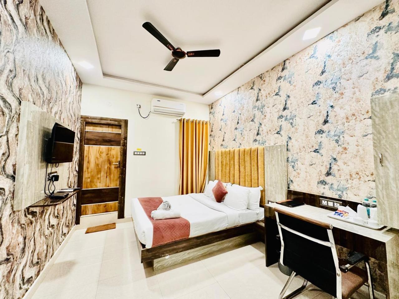 Hotel Sky International- Airport Zone Hyderabad Shamshabad Extérieur photo