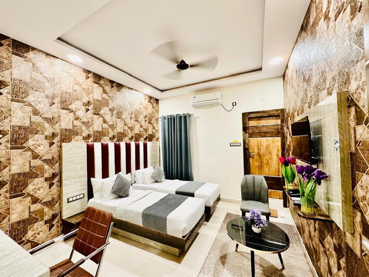 Hotel Sky International- Airport Zone Hyderabad Shamshabad Extérieur photo