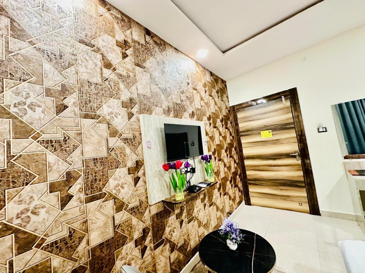 Hotel Sky International- Airport Zone Hyderabad Shamshabad Extérieur photo